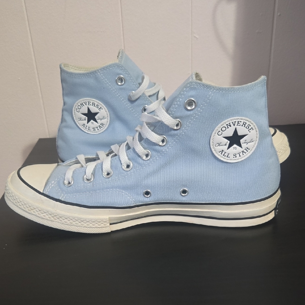 Converse Chuck Taylor Red and White Label